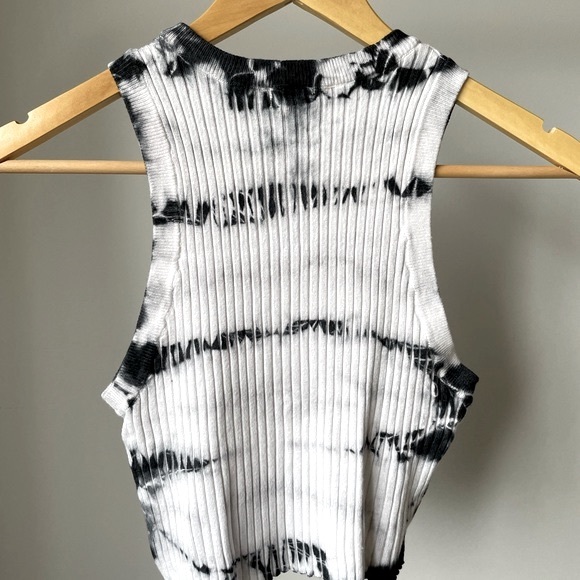 Garage Tie-Dye Ribbed Crew Neck Tank Top - Picture 5 of 9